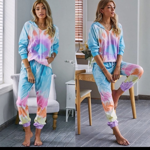 Tie die lounge set - Picture 3 of 3